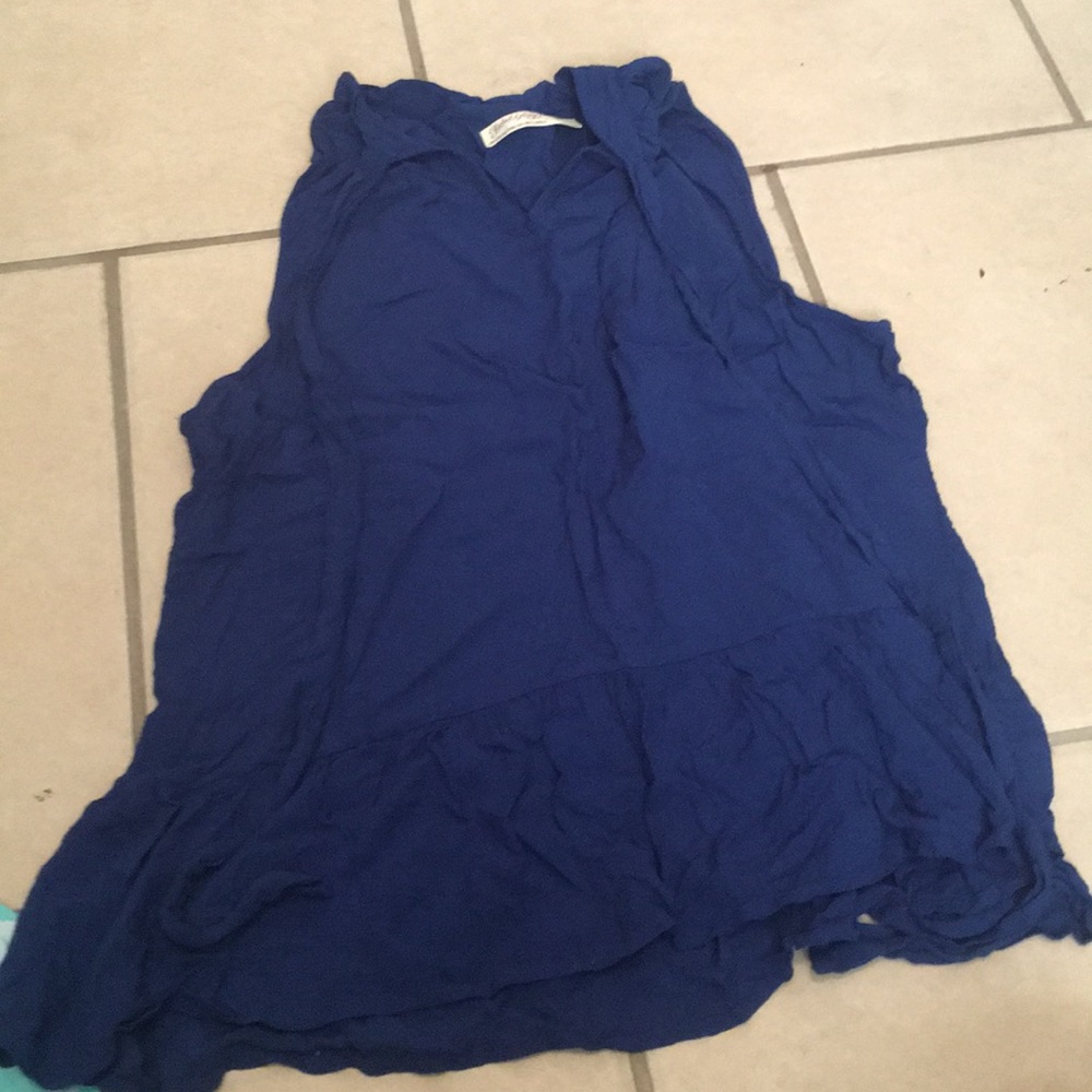 Sleeveless top